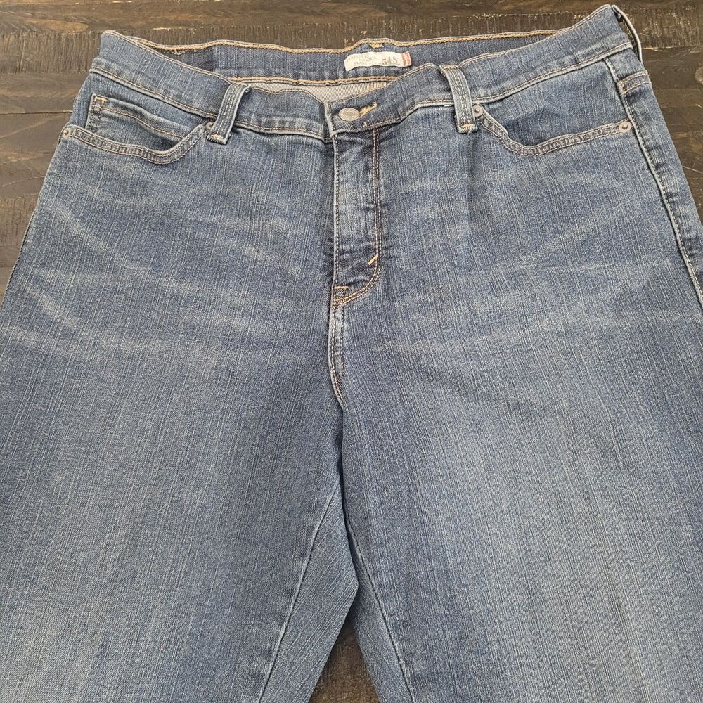 Levi’s 548 Perfectly Slimming Flare Jeans Womens Size 16 Medium Y2K Denim